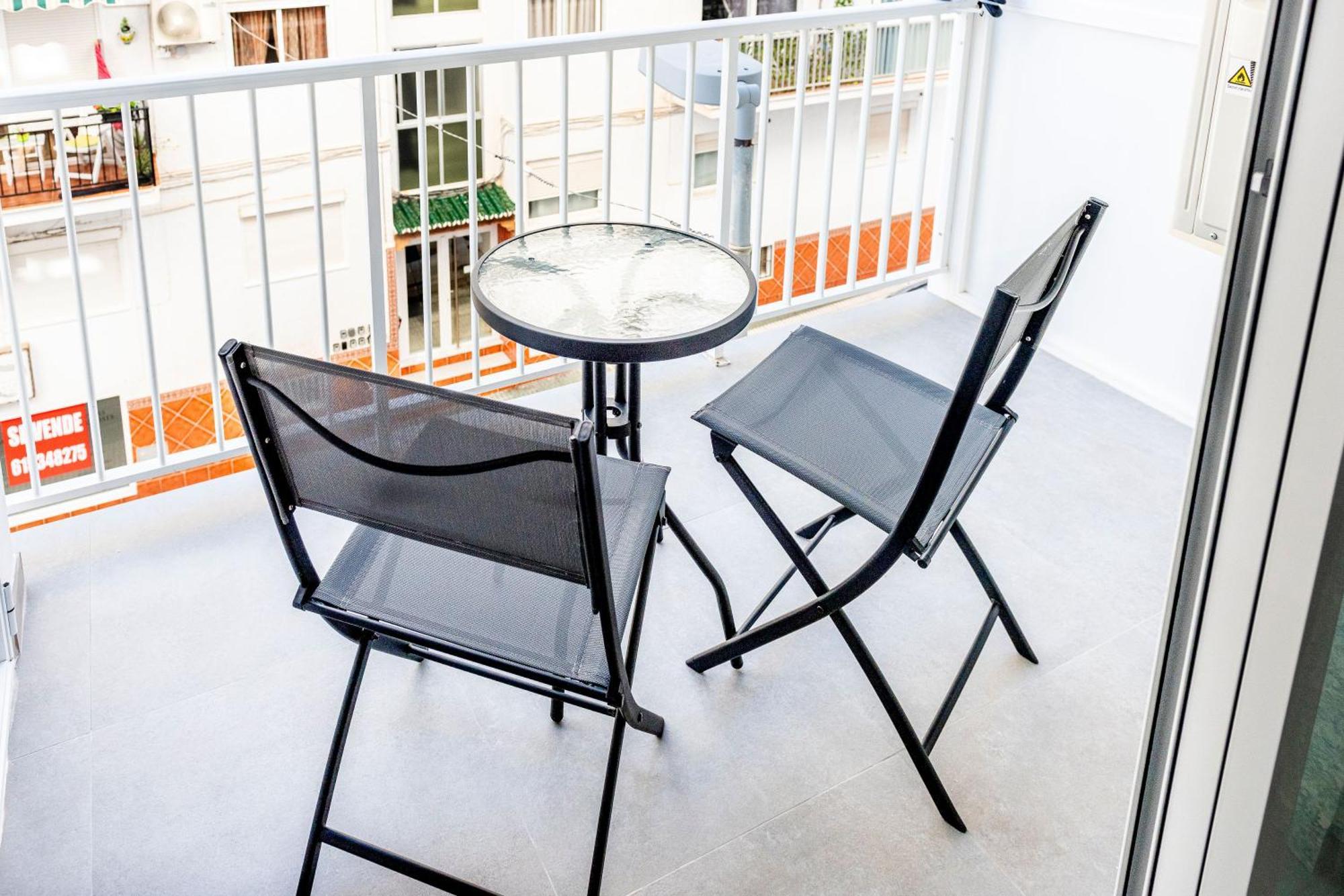 Edificio Sirena Apartment เนร์คา ภายนอก รูปภาพ